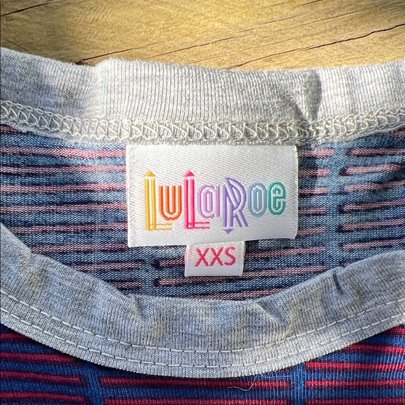 LuLaRoe Randy Tee - Picture 3 of 4